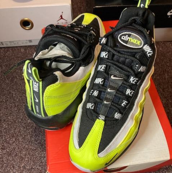 Jordan's - Picture 2 of 4